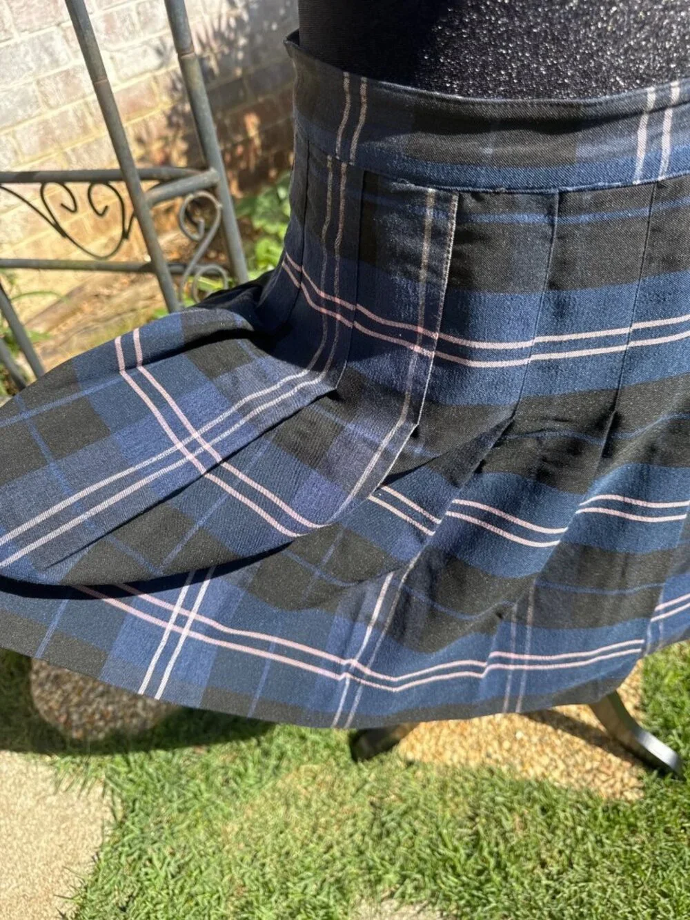 Love Tree Plaid Pleated Mini Skirt Schoolgirl Tartan Y2K Preppy Britney Separs L